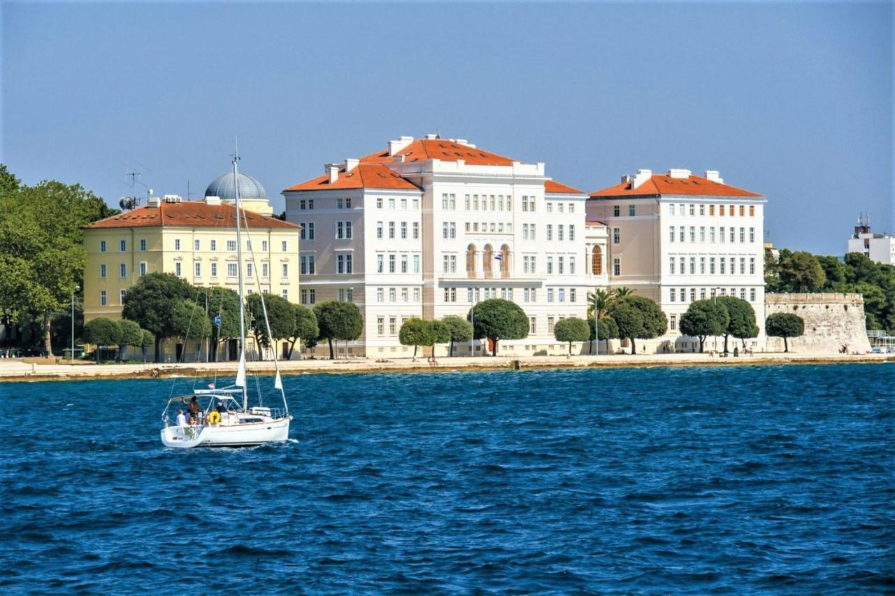 The Florens Residence Near The Beach With The Pool, Bbq And Kids Playground, Zadar Diklo Экстерьер фото